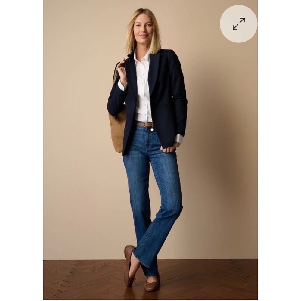 NEW Talbots Barely Boot Jeans High Waist Bedford Wash Blue Denim Size 10